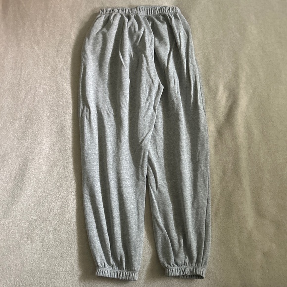 Nike joggers - Picture 2 of 2